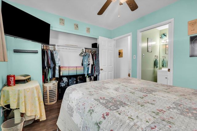 28101 Nieman Street, Saint Clair Shores, MI 48081