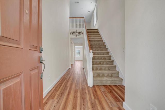 828 W Simplicidad St, Mountain House, CA 95391