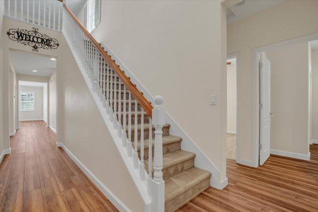 828 W Simplicidad St, Mountain House, CA 95391