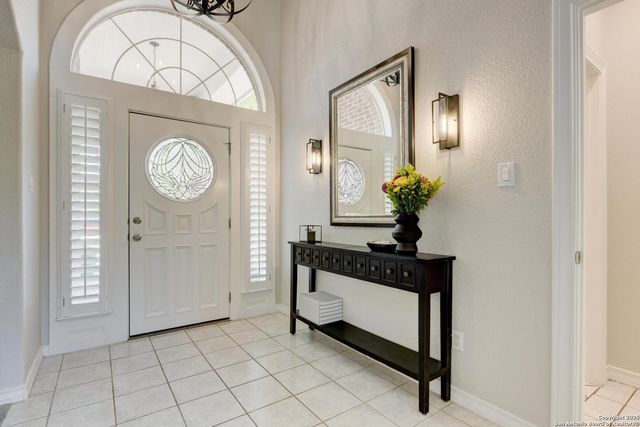 27 Sherborne Wood, San Antonio, TX 78218