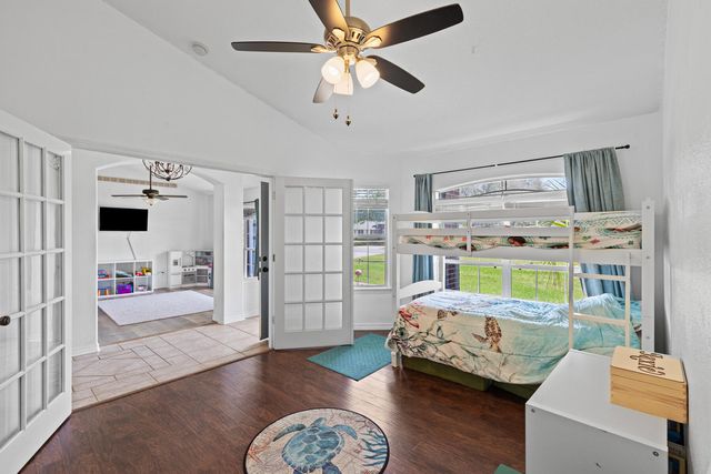 6612 Fairmont Street, Navarre, FL 32566