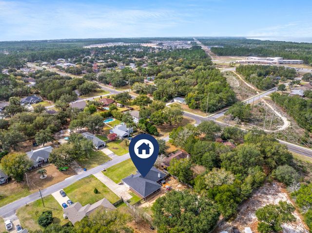 6612 Fairmont Street, Navarre, FL 32566