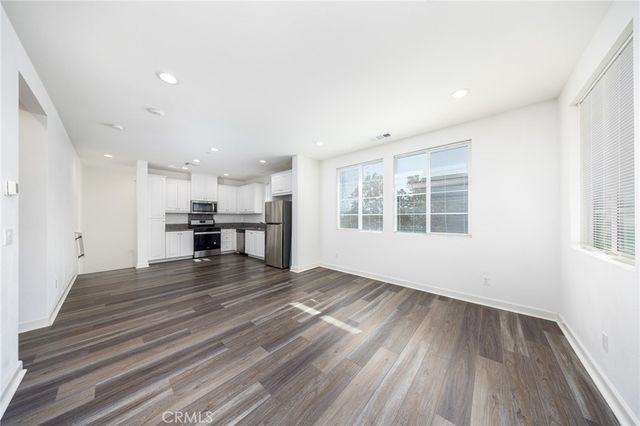 3860 S Oasis Paseo 1, Ontario, CA 91761