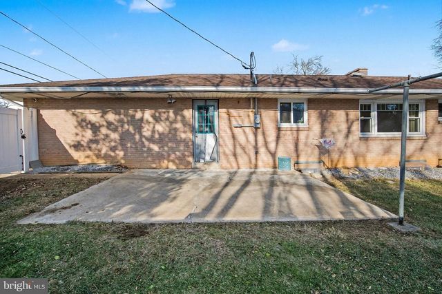 41 CITADEL DR, Camp Hill, PA 17011