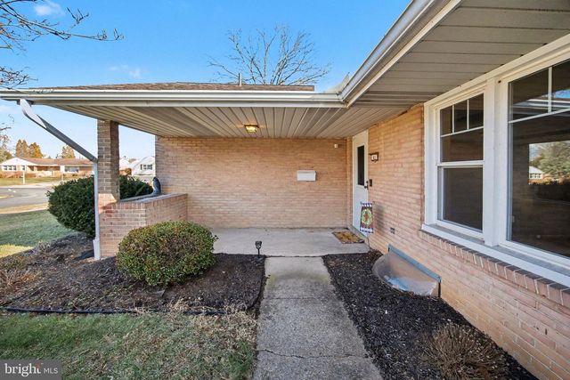 41 CITADEL DR, Camp Hill, PA 17011