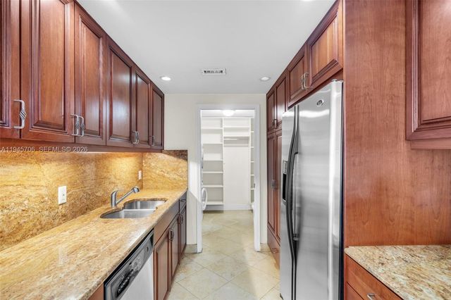 10350 W Bay Harbor Dr 10AB, Bay Harbor Islands, FL 33154