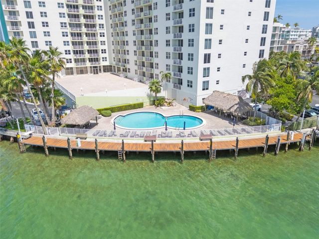 10350 W Bay Harbor Dr 10AB, Bay Harbor Islands, FL 33154