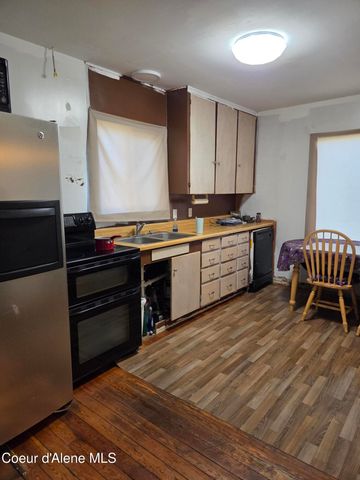 103 N Stephen ST, Clark Fork, ID 83811