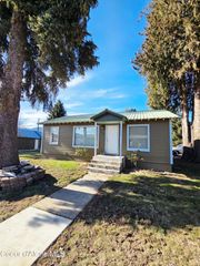 103 N Stephen ST, Clark Fork, ID 83811