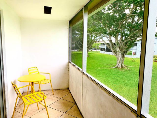 123 Canterbury E, West Palm Beach, FL 33417