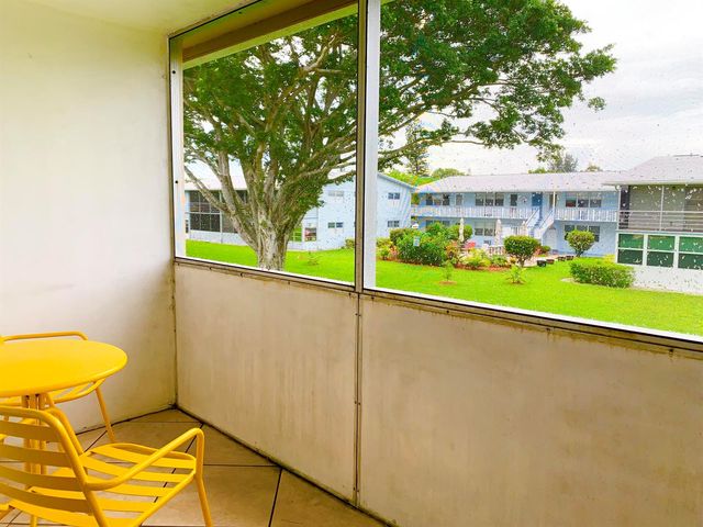 123 Canterbury E, West Palm Beach, FL 33417