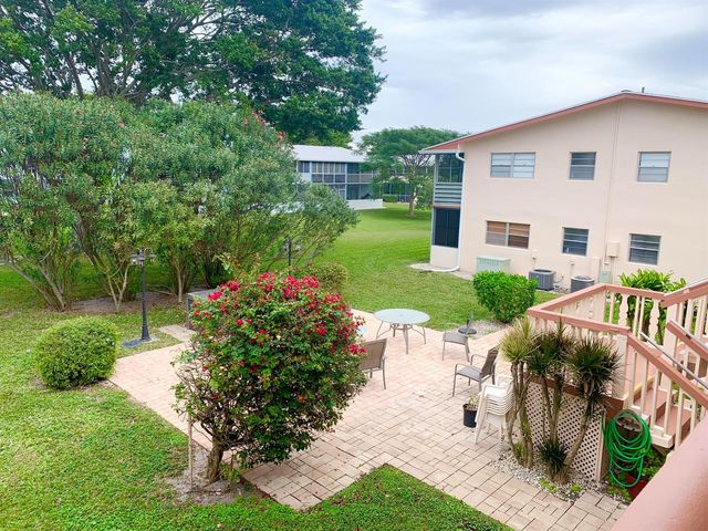 123 Canterbury E, West Palm Beach, FL 33417