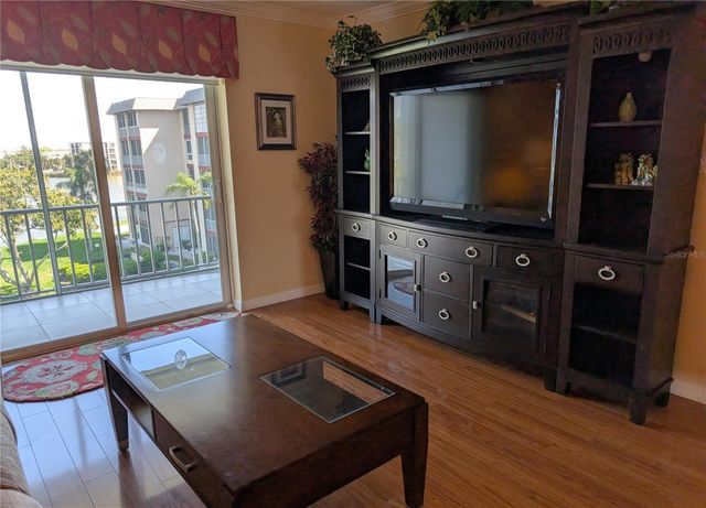 3807 LAKE BAYSHORE DRIVE H-416, Bradenton, FL 34205