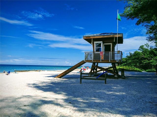 3807 LAKE BAYSHORE DRIVE H-416, Bradenton, FL 34205