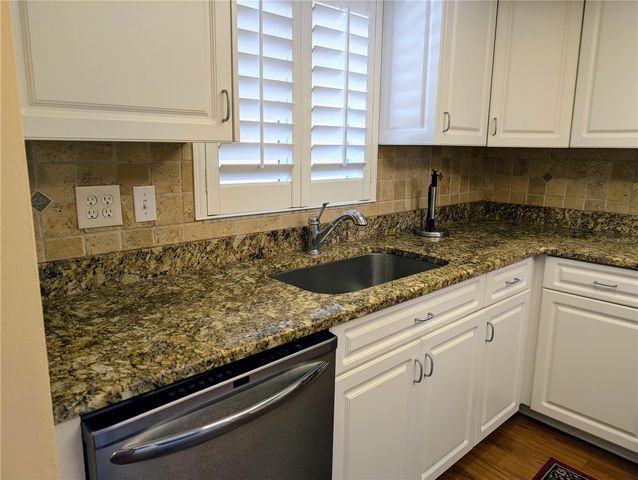 3807 LAKE BAYSHORE DRIVE H-416, Bradenton, FL 34205