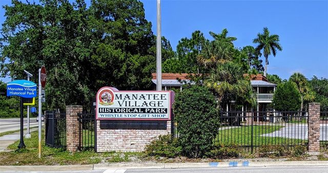 3807 LAKE BAYSHORE DRIVE H-416, Bradenton, FL 34205