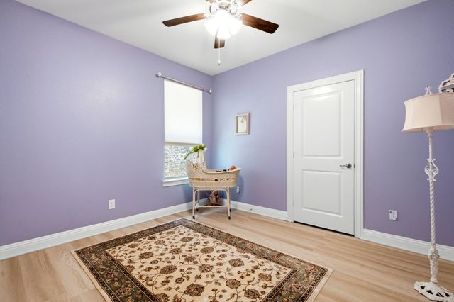 10936 Los Alamos Drive, Aubrey, TX 76227