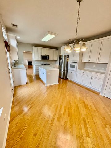 30 Beaconsfield Court 30, Lincolnshire, IL 60069