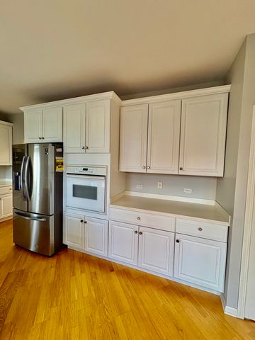 30 Beaconsfield Court 30, Lincolnshire, IL 60069