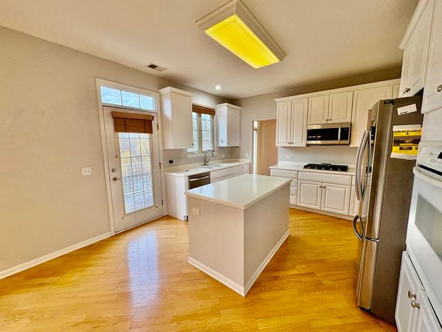 30 Beaconsfield Court 30, Lincolnshire, IL 60069