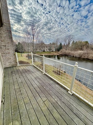 30 Beaconsfield Court 30, Lincolnshire, IL 60069