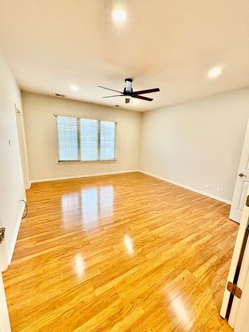 30 Beaconsfield Court 30, Lincolnshire, IL 60069