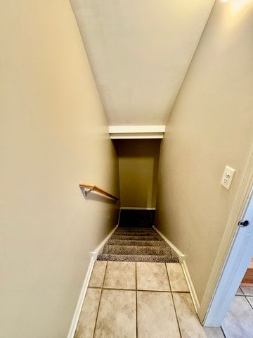 30 Beaconsfield Court 30, Lincolnshire, IL 60069