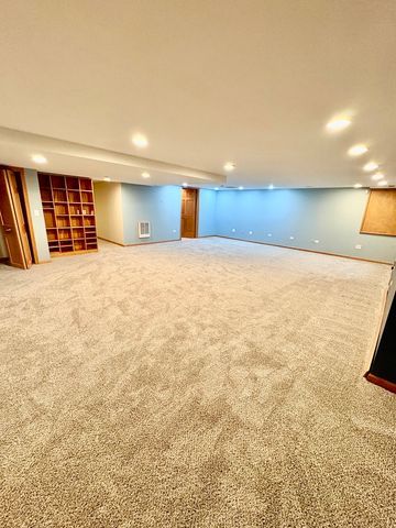 30 Beaconsfield Court 30, Lincolnshire, IL 60069