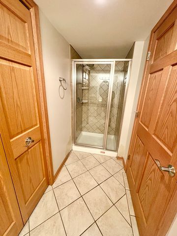 30 Beaconsfield Court 30, Lincolnshire, IL 60069