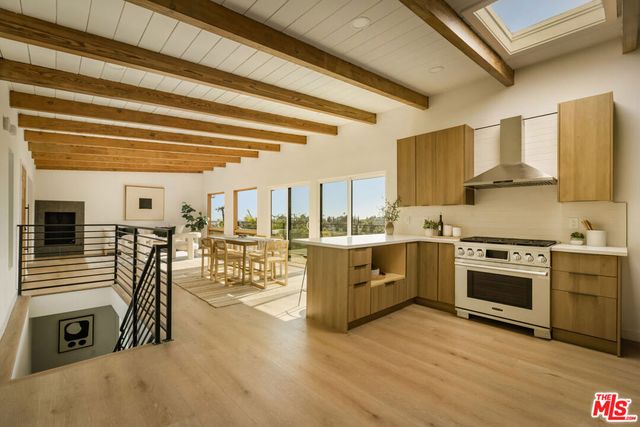 6374 Macal Place, Los Angeles, CA 90068