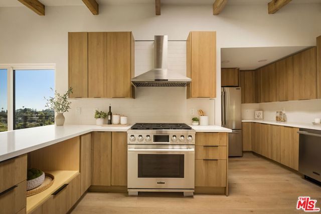 6374 Macal Place, Los Angeles, CA 90068