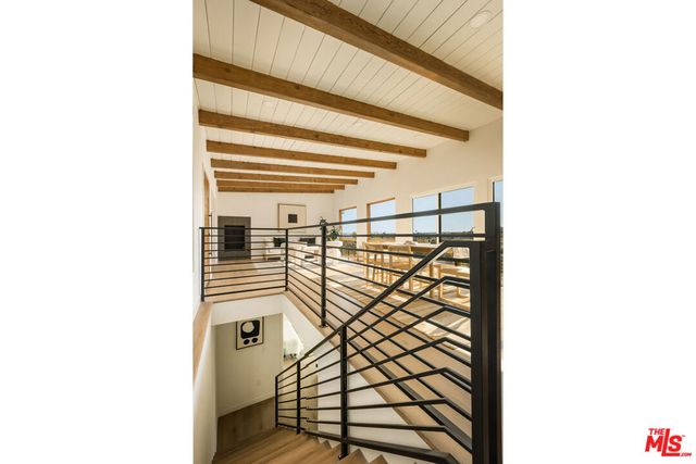6374 Macal Place, Los Angeles, CA 90068