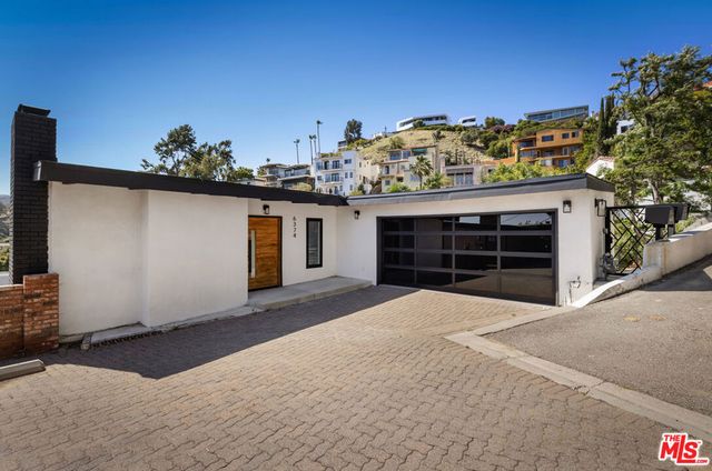 6374 Macal Place, Los Angeles, CA 90068