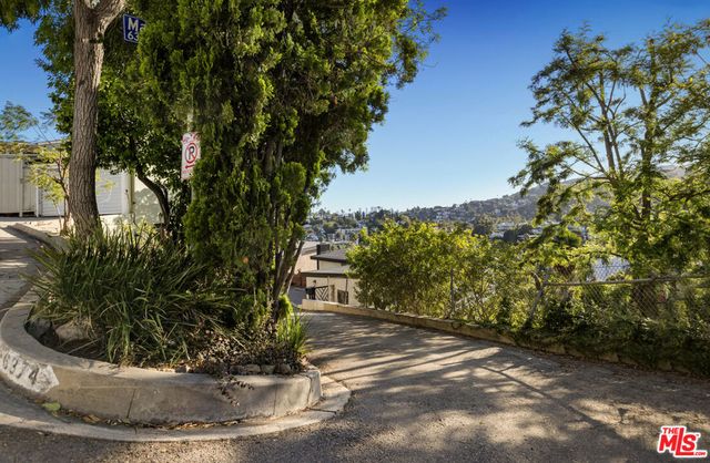 6374 Macal Place, Los Angeles, CA 90068