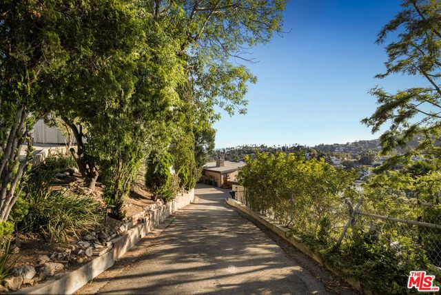 6374 Macal Place, Los Angeles, CA 90068