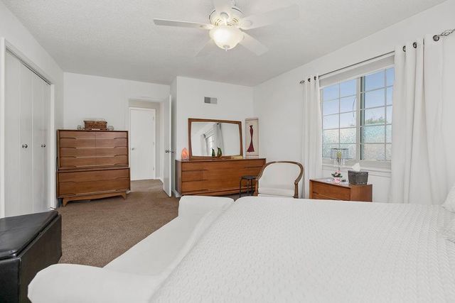 11051 W 95th Terrace, Overland Park, KS 66214