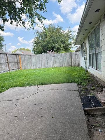 2103 Barrington Place Drive, Sugar Land, TX 77478