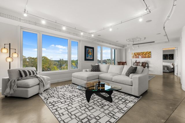 1 Harbour Pl Ste 4I, Portsmouth, NH 03801