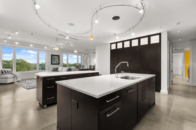 1 Harbour Pl Ste 4I, Portsmouth, NH 03801