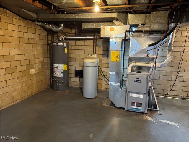 3053 Helen Place NW, Canton, OH 44708