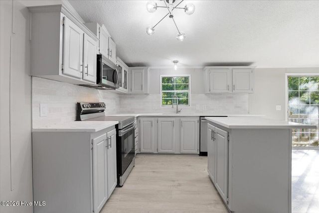 211 Duck Ridge Drive, Pikeville, NC 27863