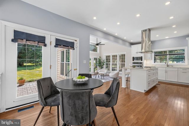 17536 APPLEWOOD LN, Rockville, MD 20855