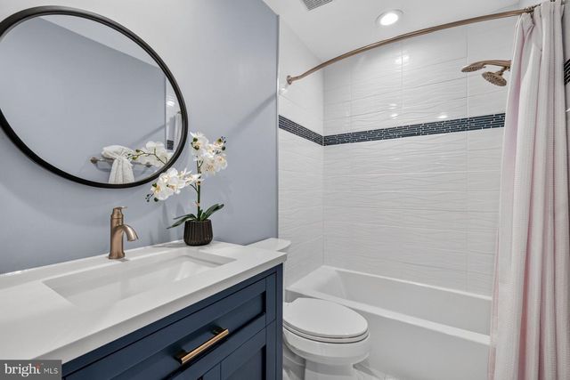 17536 APPLEWOOD LN, Rockville, MD 20855