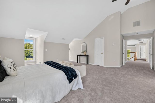 17536 APPLEWOOD LN, Rockville, MD 20855