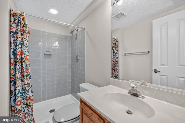 17536 APPLEWOOD LN, Rockville, MD 20855