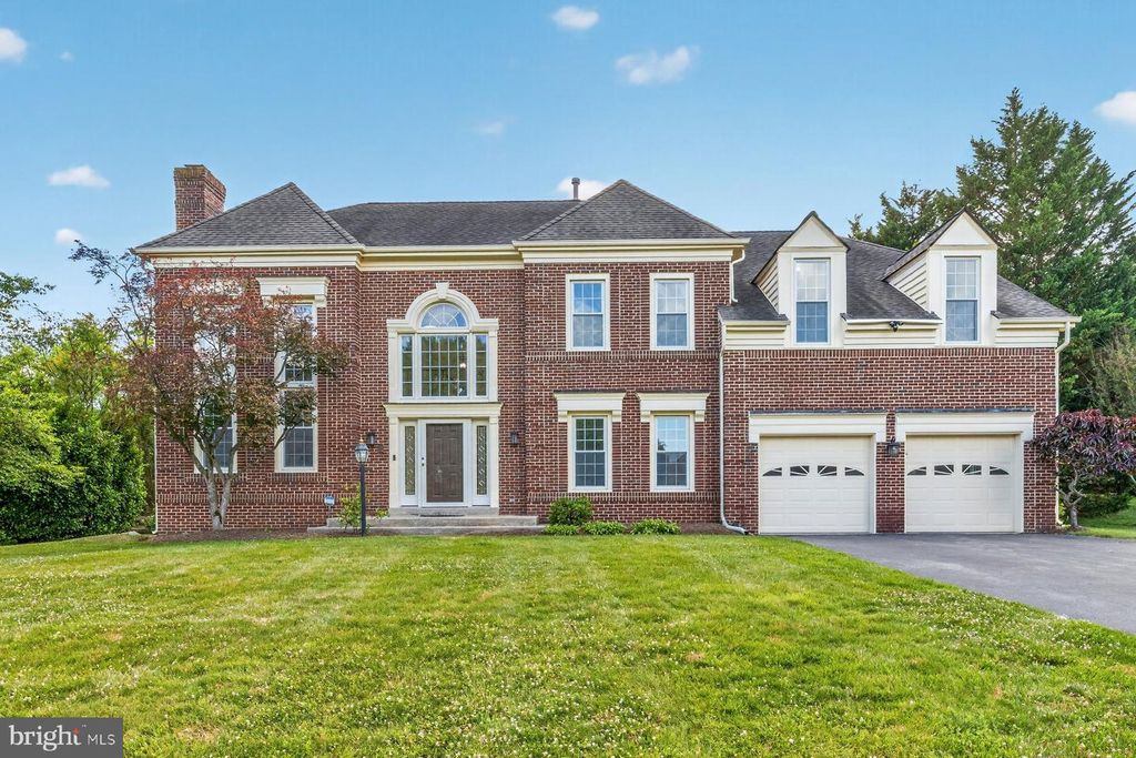 17536 APPLEWOOD LN, Rockville, MD 20855