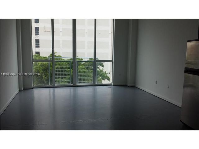 244 Biscayne Blvd 240, Miami, FL 33132