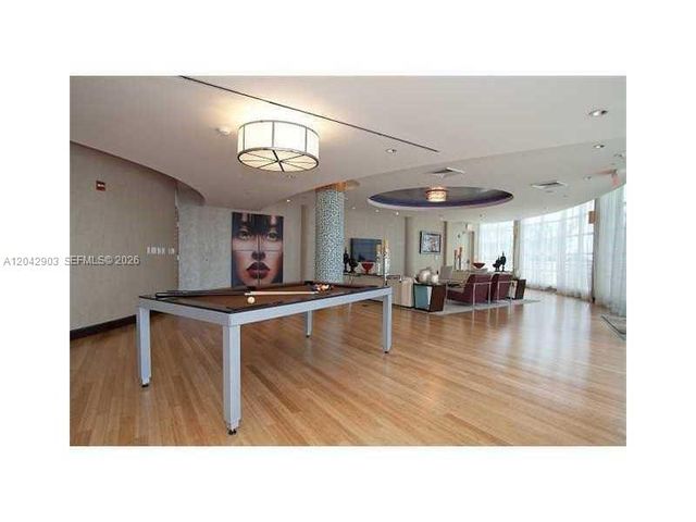 244 Biscayne Blvd 240, Miami, FL 33132