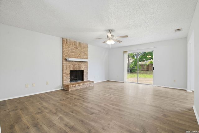 7266 SHADOW RDG, San Antonio, TX 78250