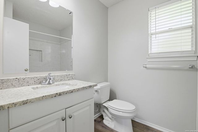 7266 SHADOW RDG, San Antonio, TX 78250